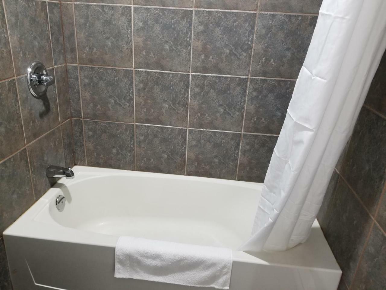 Meilleure Auberge Gatineau Exteriör bild